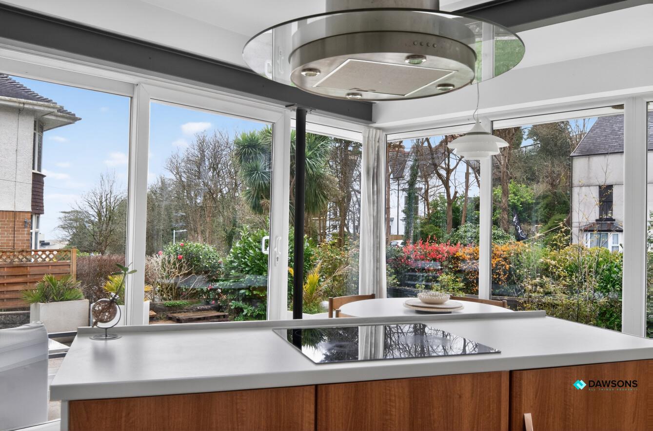 Rotherslade Road, Langland, Swansea, SA3 4QW